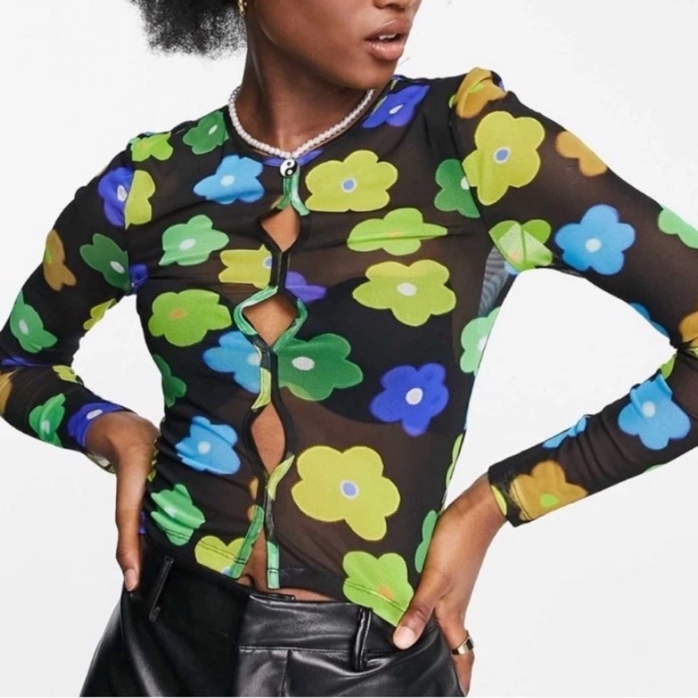 🕠 🌟3 for $30🌟 | Top Shop Mesh Flower Top Crop Long Sleeve Open Detail | S | Y2K